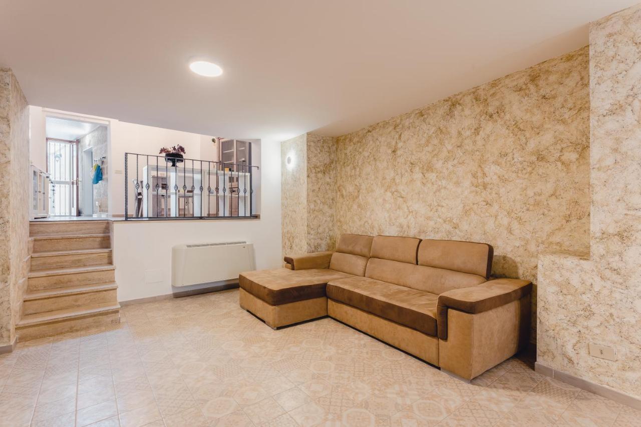 Convivo Apartment Palazzo Galateo Lecce Extérieur photo
