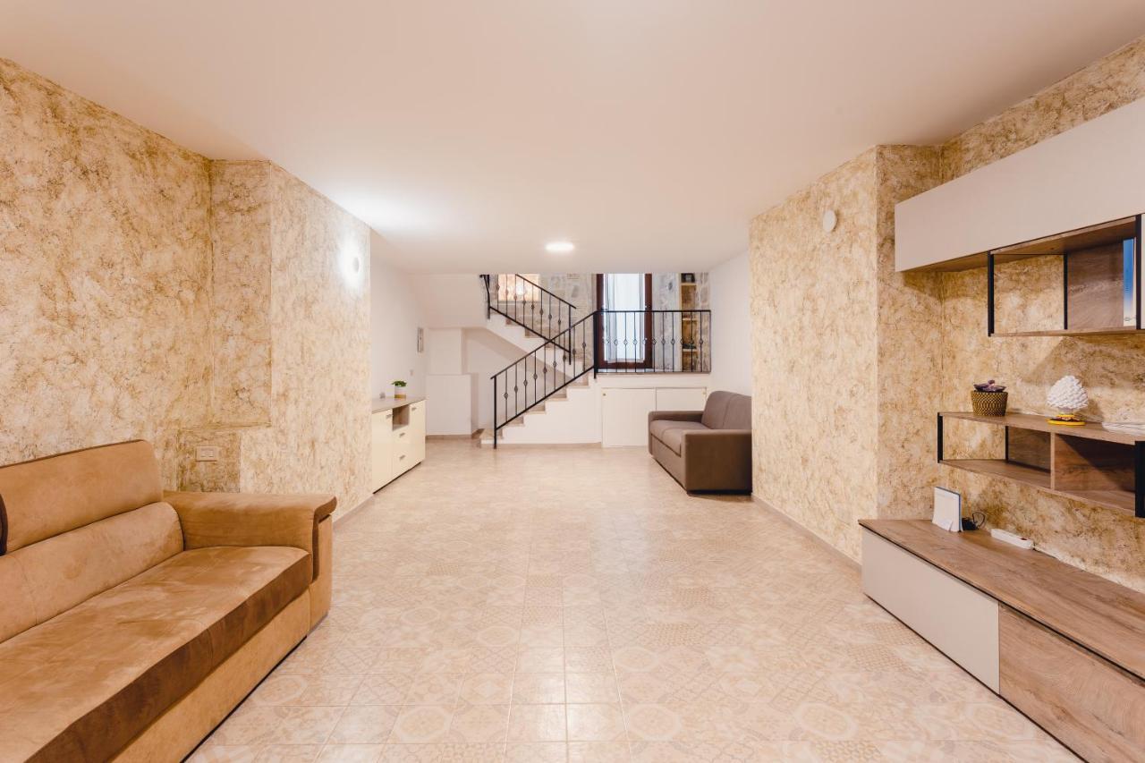 Convivo Apartment Palazzo Galateo Lecce Extérieur photo